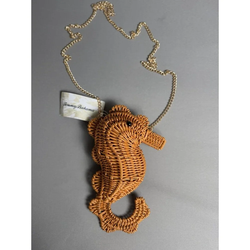 Tommy Bahama Seahorse Wicker Crossbody Bag Viral Mini Purse NWT - Picture 3 of 10